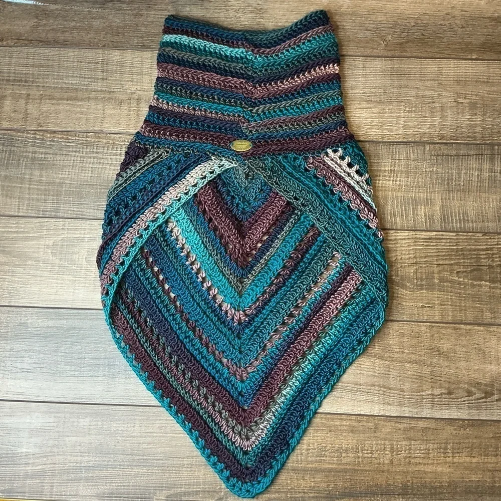 Handcrafted Crochet Cowl Neck Scarf With Fringe New Handmade‎ by Seller Knit